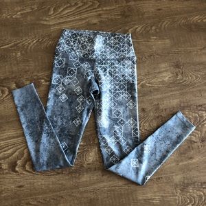 Inner Fire yoga leggings size 4